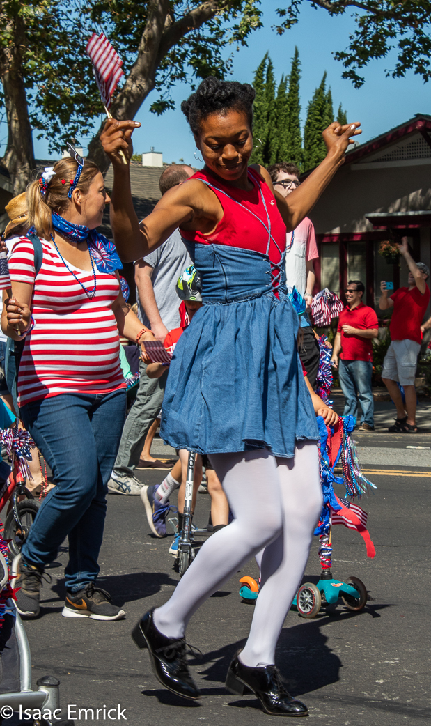 Parade  3