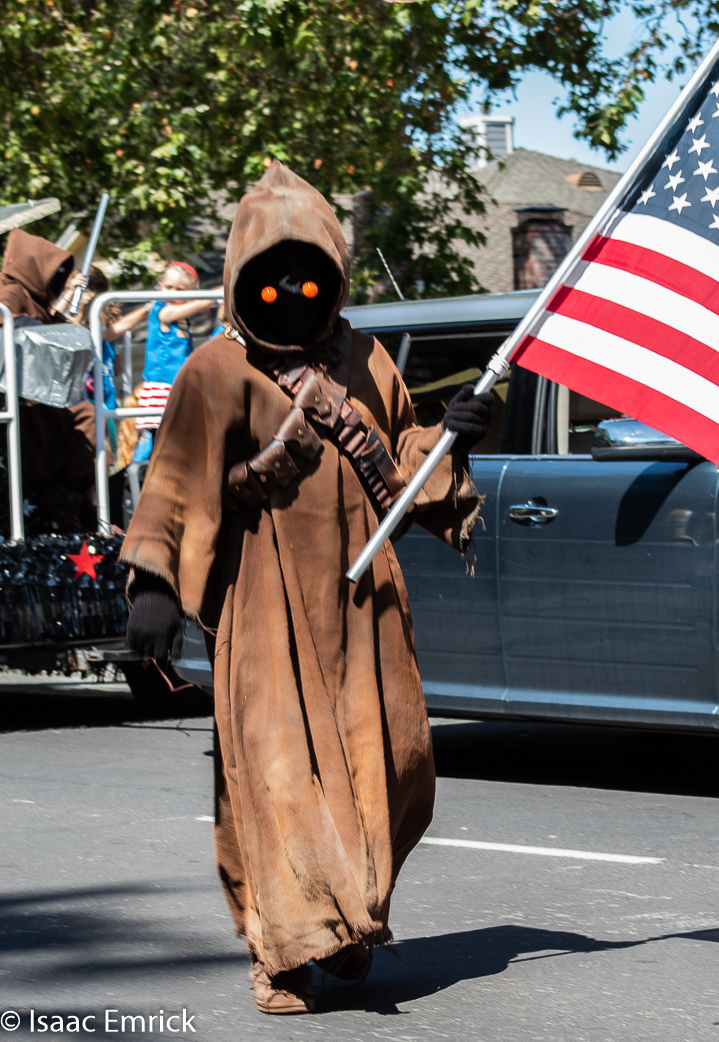 Parade 12